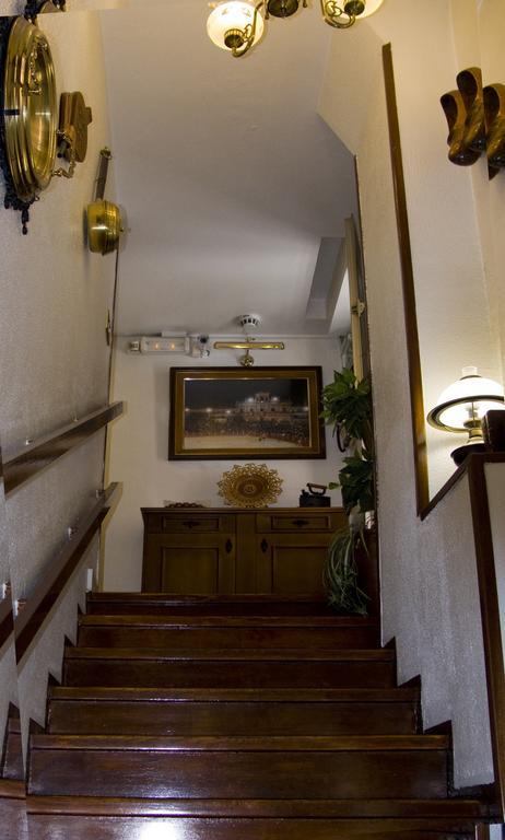 Hostal Navasfrias Salamanca Eksteriør bilde